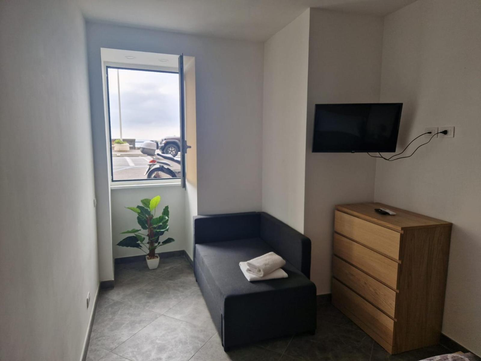 Suite Home Napoli Bagian luar foto