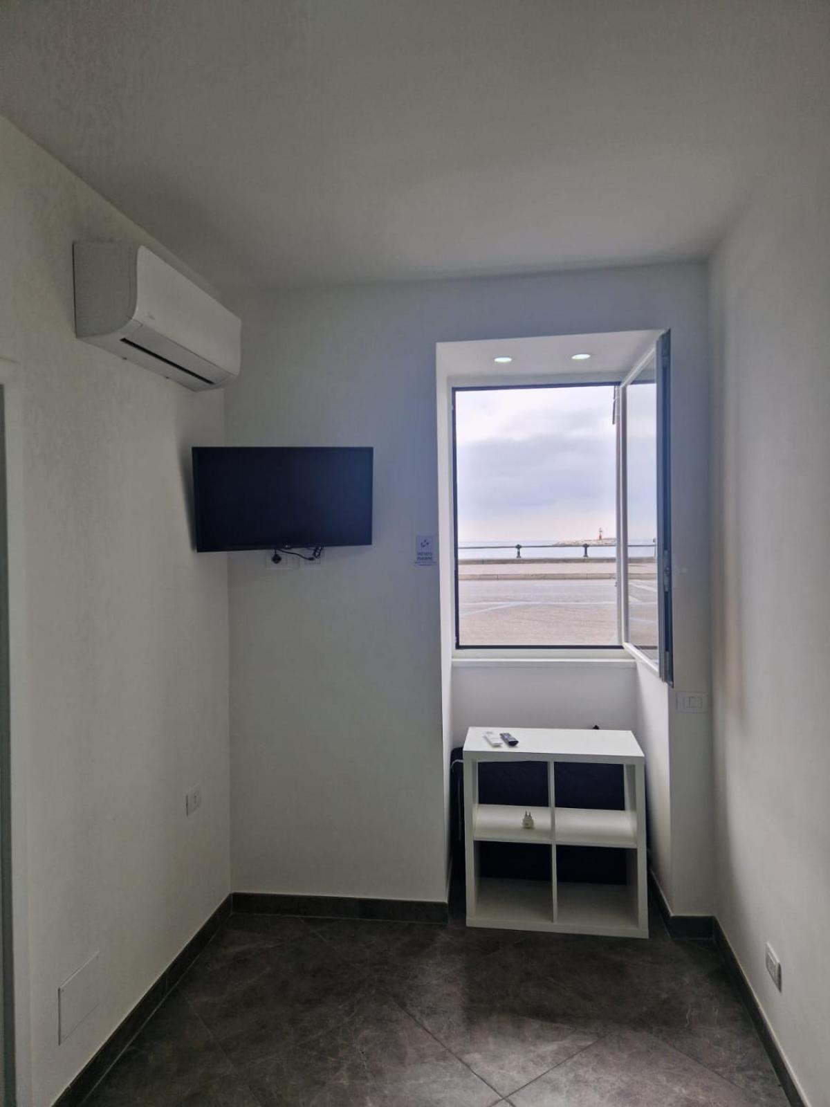 Suite Home Napoli Bagian luar foto